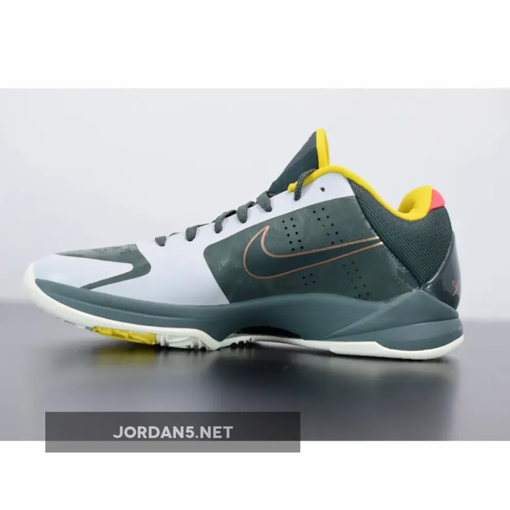 Nike Kobe 5 Protro EYBL “Forest Green”  CD4991-300