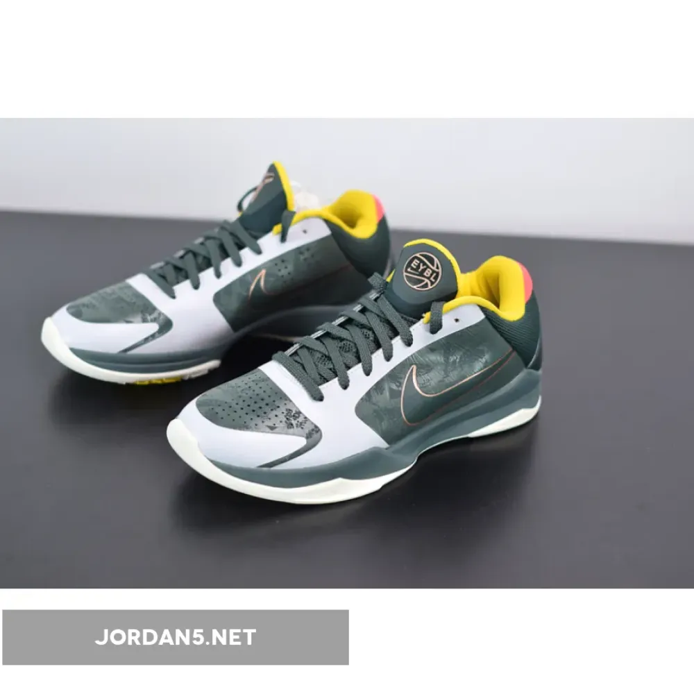 Nike Kobe 5 Protro EYBL “Forest Green”  CD4991-300