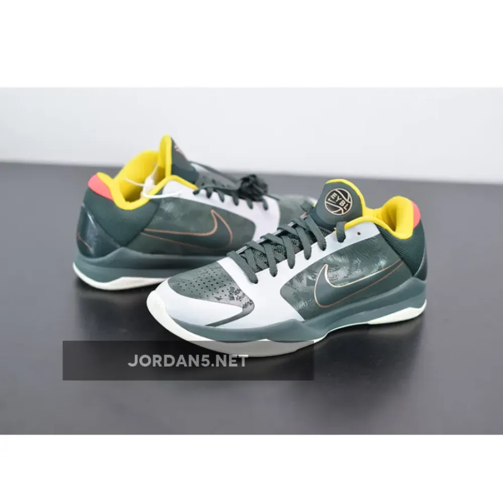 Nike Kobe 5 Protro EYBL “Forest Green”  CD4991-300