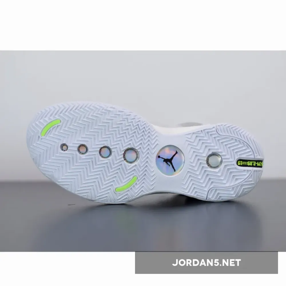 Air Jordan 34 Low “Pure Money” White/Metallic Silver-Pure Platinum CU3473-100