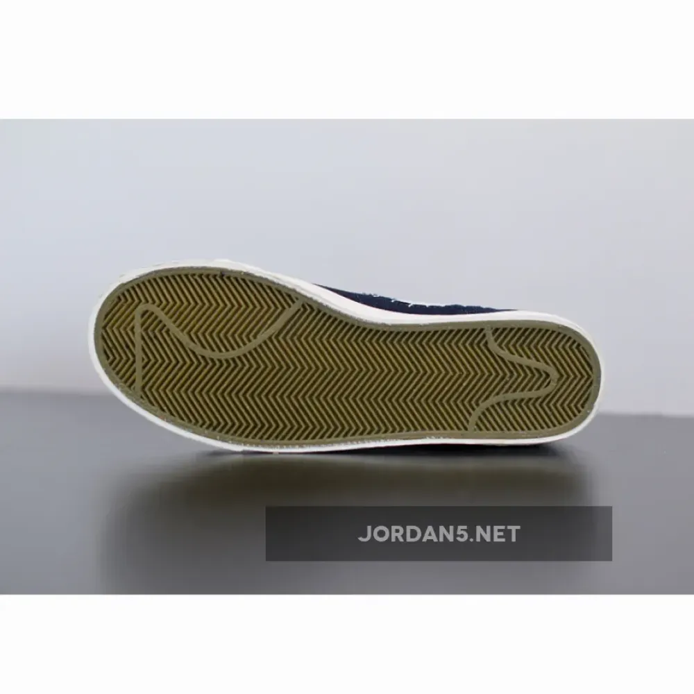 Nike SB Blazer Mid “Sashiko” Mystic Navy/Sail-Sail-Gum Light Brown CT0715-400