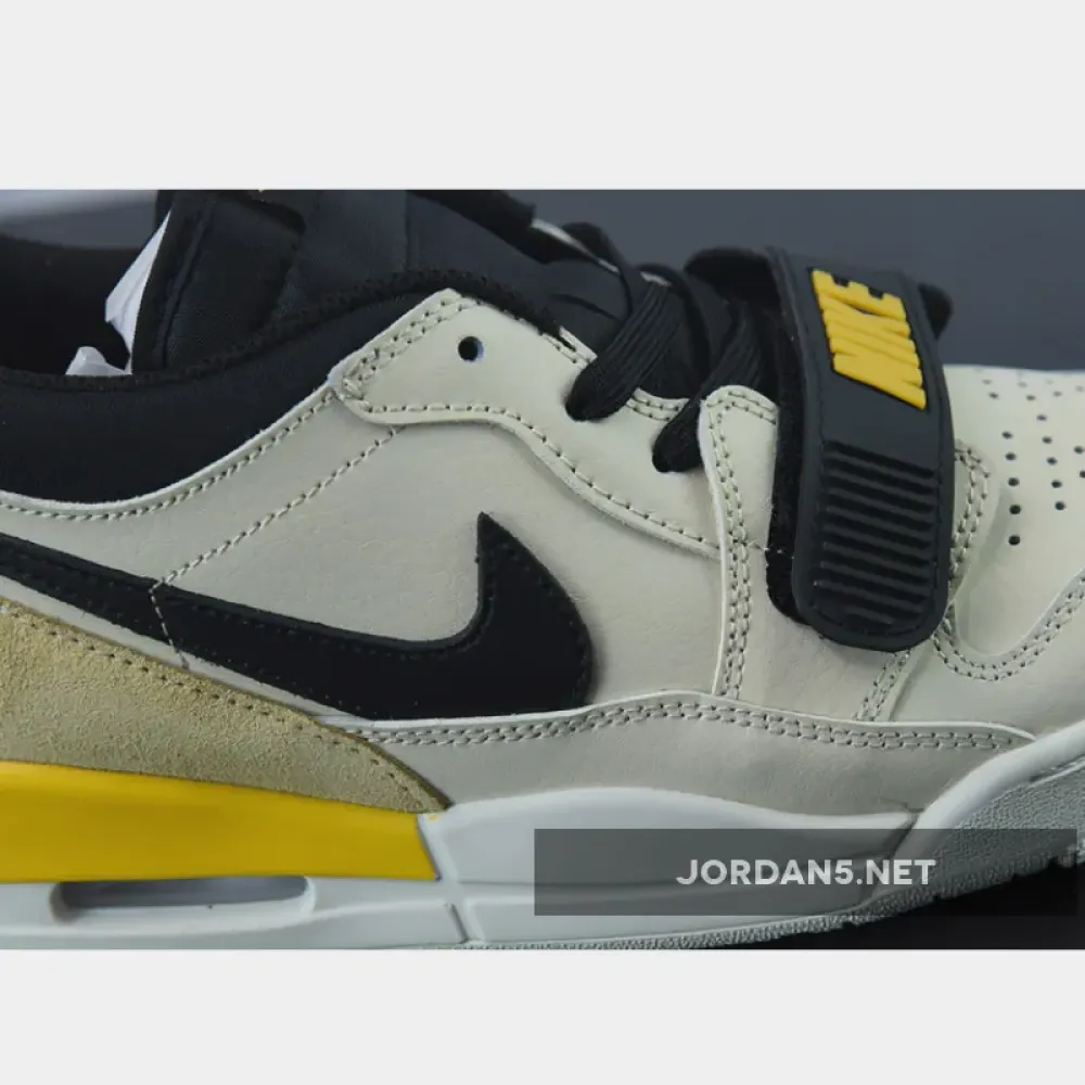 Jordan Legacy 312 Low Pale Vanilla/Black/Sail  CD7069-200
