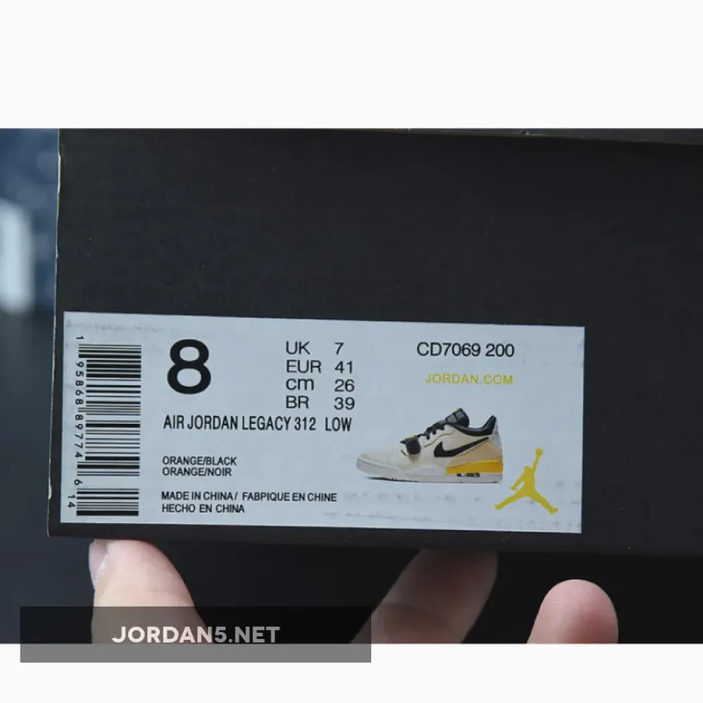 Jordan Legacy 312 Low Pale Vanilla/Black/Sail  CD7069-200