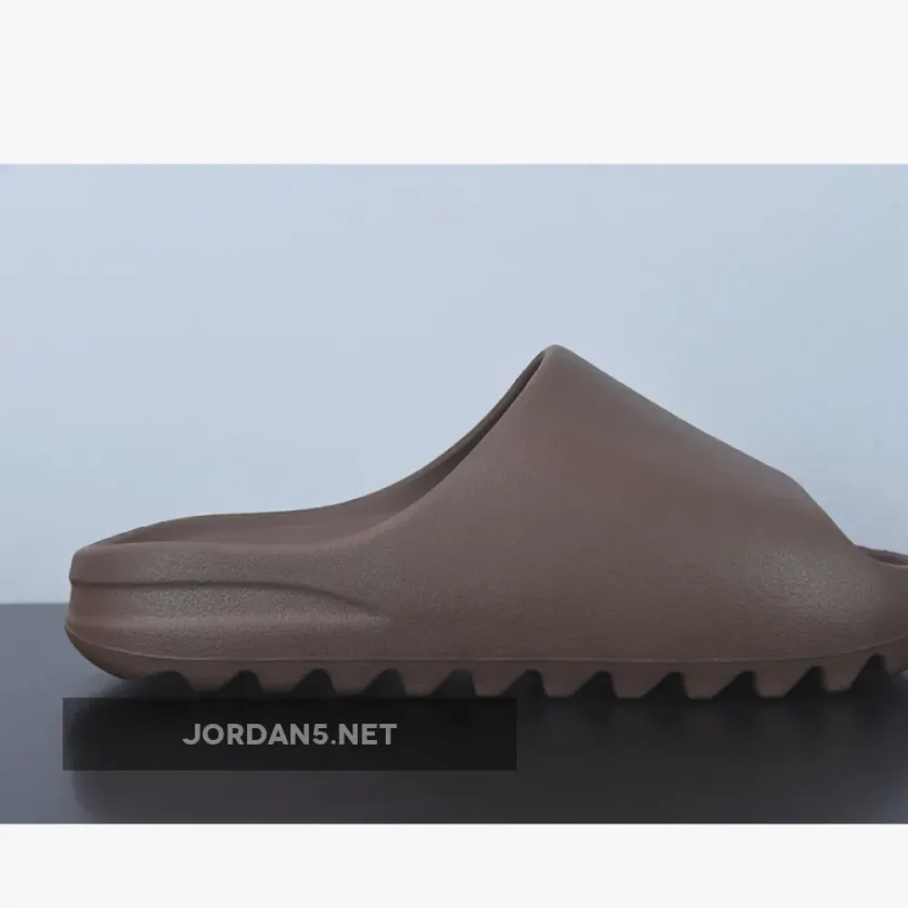 adidas Yeezy Slide Soot  GX6141