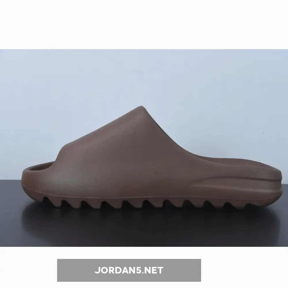 adidas Yeezy Slide Soot  GX6141