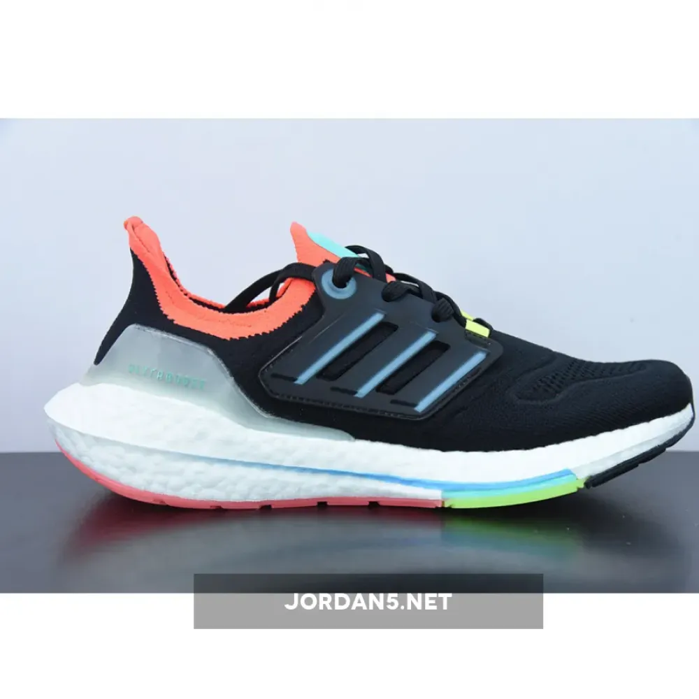 adidas Ultra Boost 22 Core Black/Sky Rush/Turbo GY8681