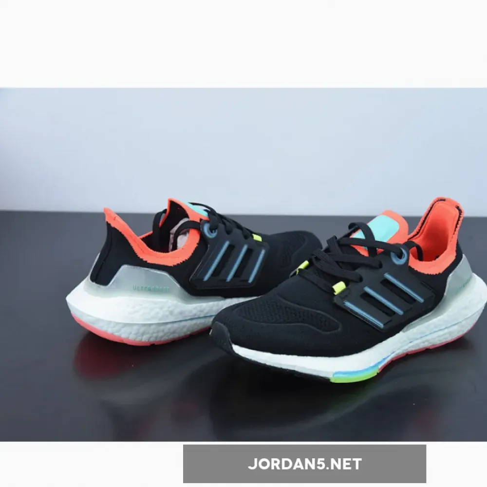 adidas Ultra Boost 22 Core Black/Sky Rush/Turbo GY8681