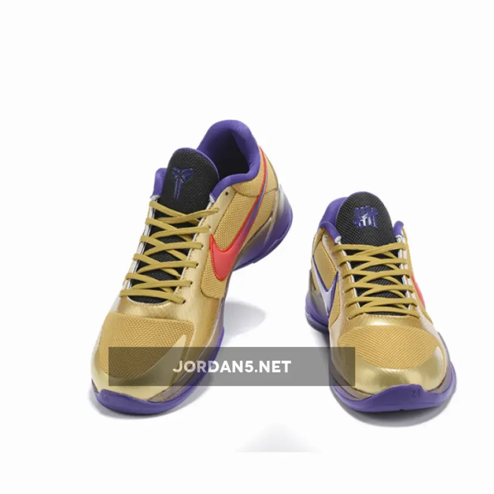 Undefeated x Nike Kobe 5 Protro “Hall of Fame” Metallic Gold/Field Purple DA6809-700