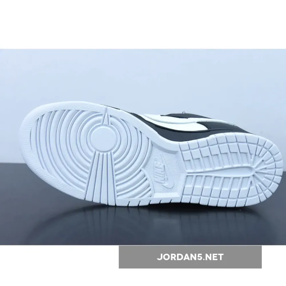 Nike SB Dunk Low Black White
