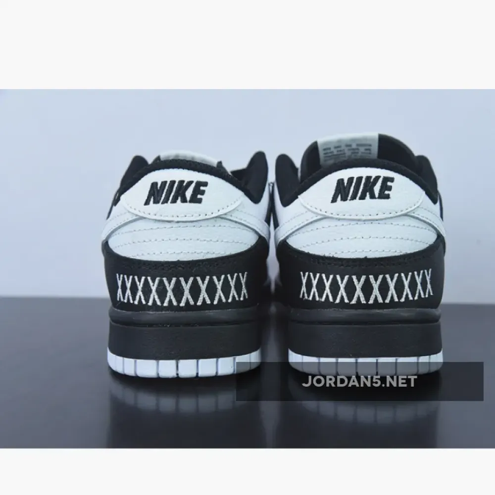 Nike SB Dunk Low Black White