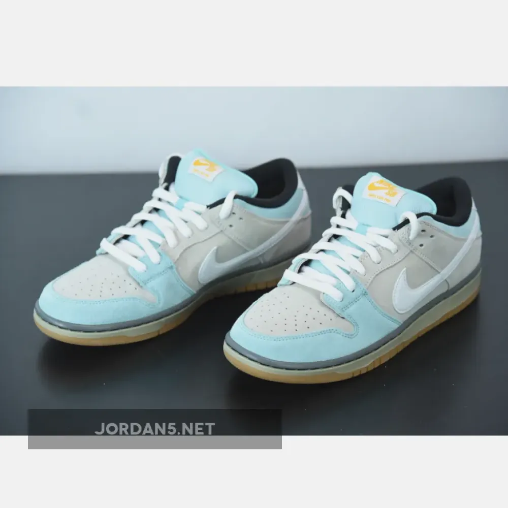 Plus Skate Shop x Nike SB Dunk Low “Gulf of Mexico”  304292-410