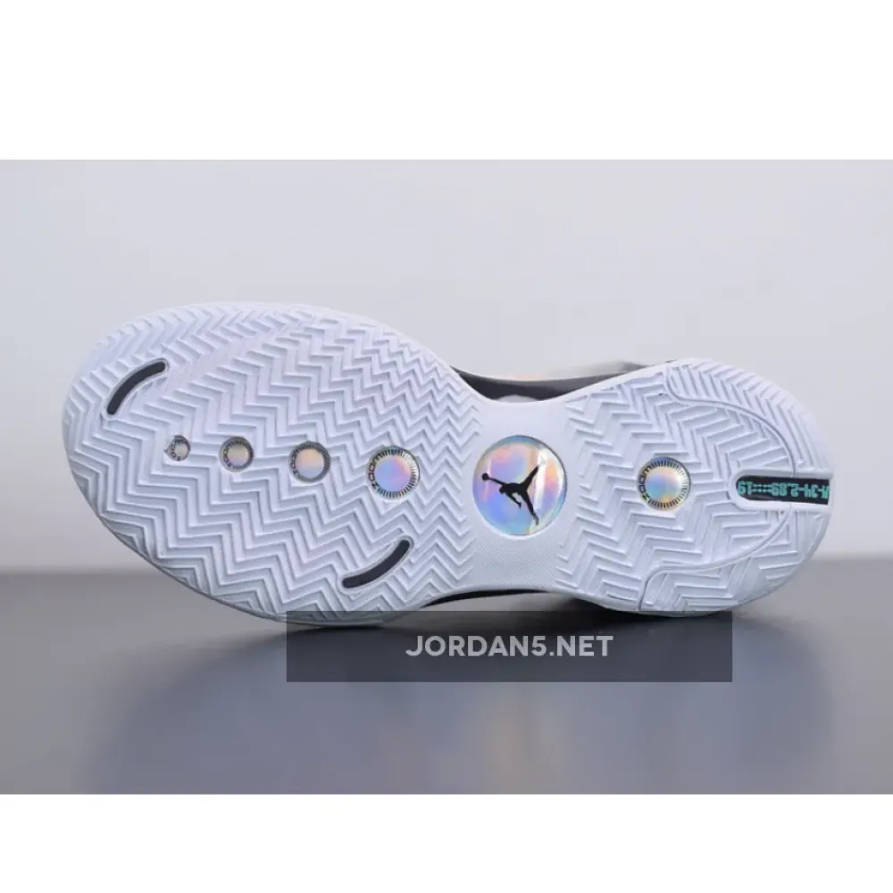 Air Jordan 34 Low “Guo Ailun”  CZ7748-100