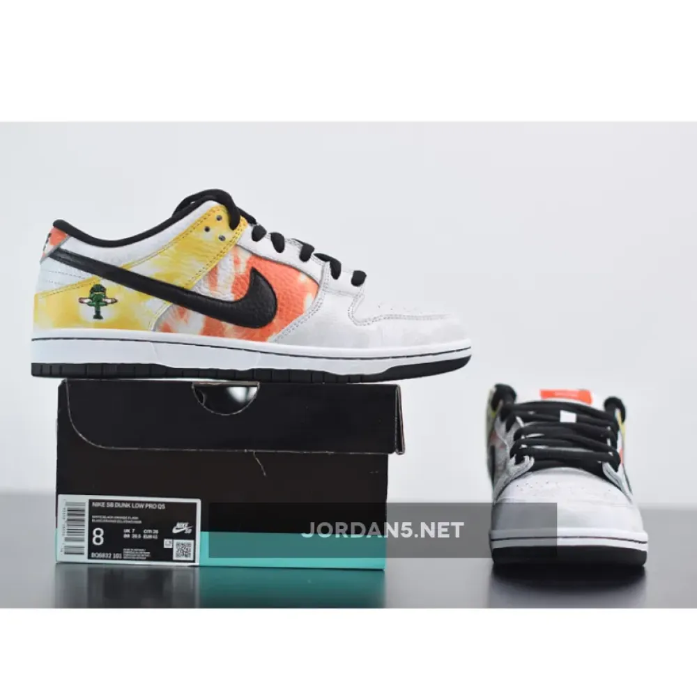 Nike SB Dunk Low “Raygun Tie-Dye” White/Orange Flash  BQ6832-101