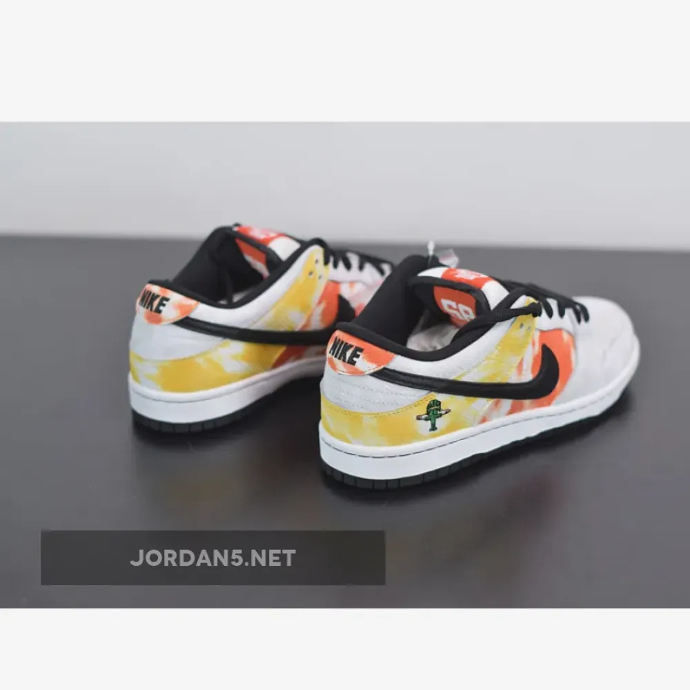 Nike SB Dunk Low “Raygun Tie-Dye” White/Orange Flash  BQ6832-101