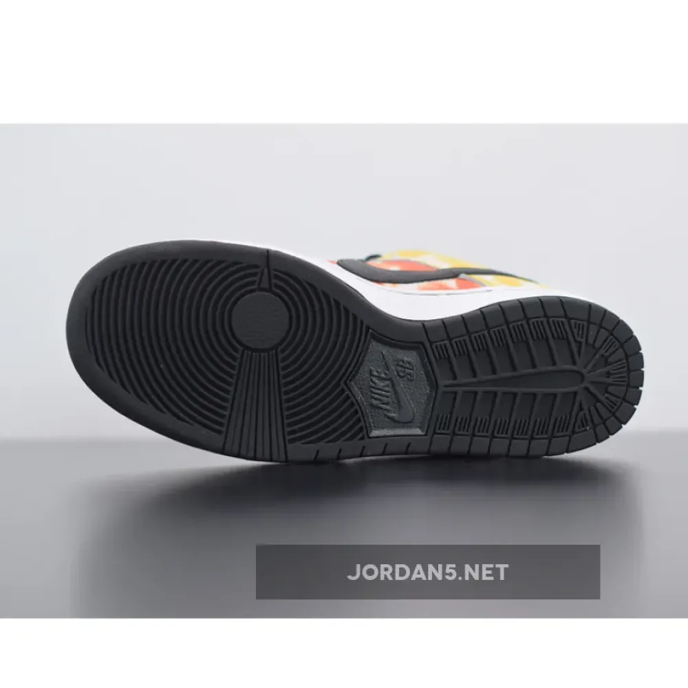 Nike SB Dunk Low “Raygun Tie-Dye” White/Orange Flash  BQ6832-101