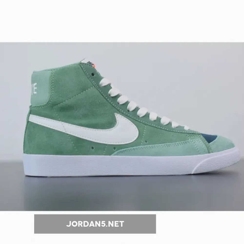 Nike Blazer Mid ’77 Vintage Healing Jade/White-Ash Green  CZ4609-300