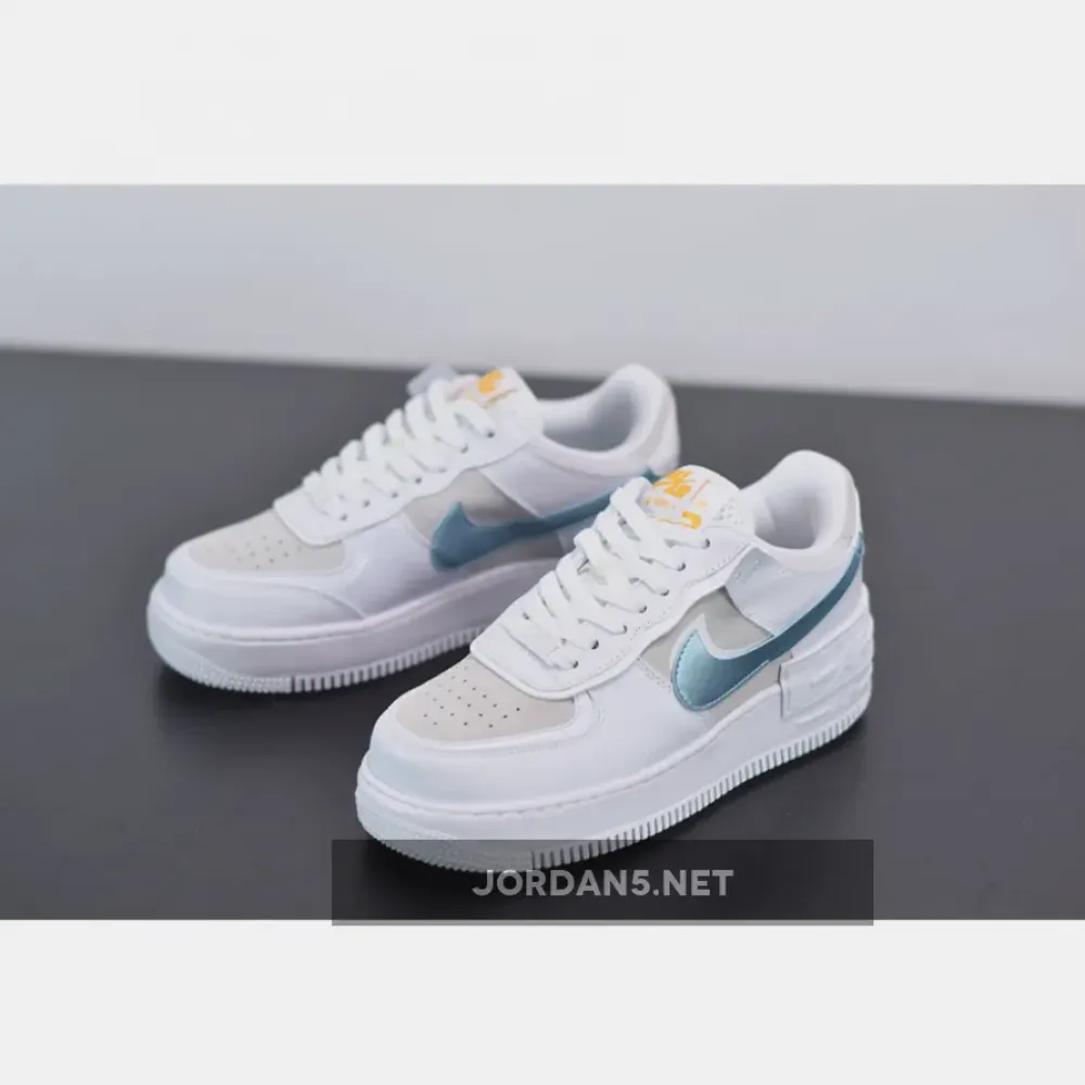 Nike Air Force 1 Shadow Glacier Ice  DA4286-100