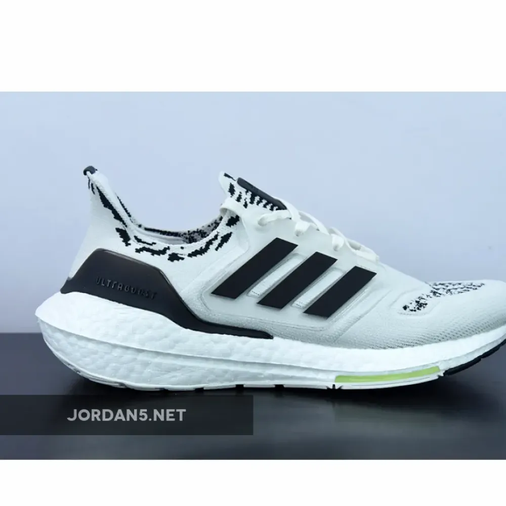 adidas Ultra Boost 22 Non Dyed/Core Black/Almost Lime  GX5573