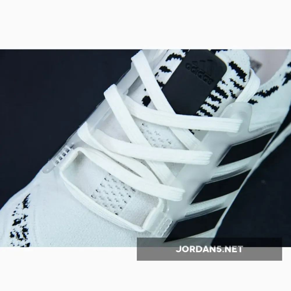 adidas Ultra Boost 22 Non Dyed/Core Black/Almost Lime  GX5573