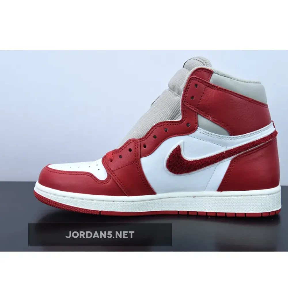 Air Jordan 1 Retro High OG ‘Chenille’ Light Iron Ore/Varsity Red-Sail DJ4891-061