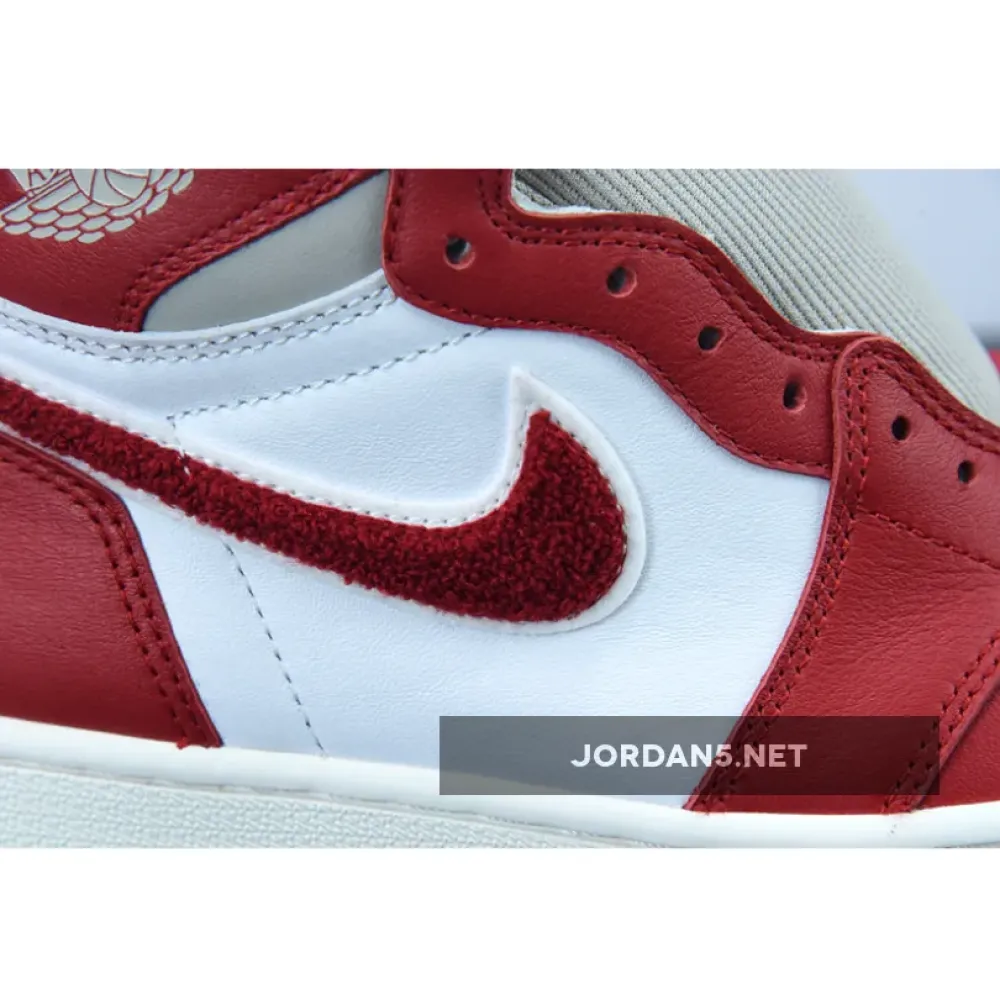 Air Jordan 1 Retro High OG ‘Chenille’ Light Iron Ore/Varsity Red-Sail DJ4891-061