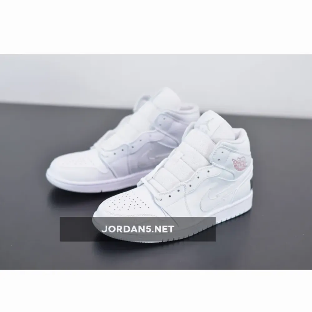 Air Jordan 1 Mid “Euro Tour”  CW7589-100