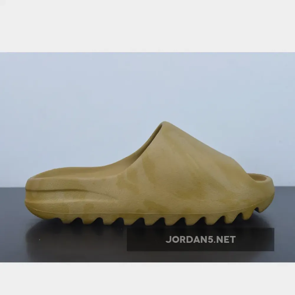 adidas Yeezy Slide “Ochre”  GW1931