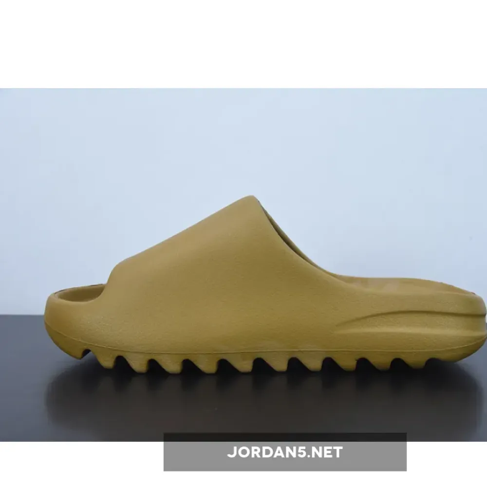 adidas Yeezy Slide “Ochre”  GW1931