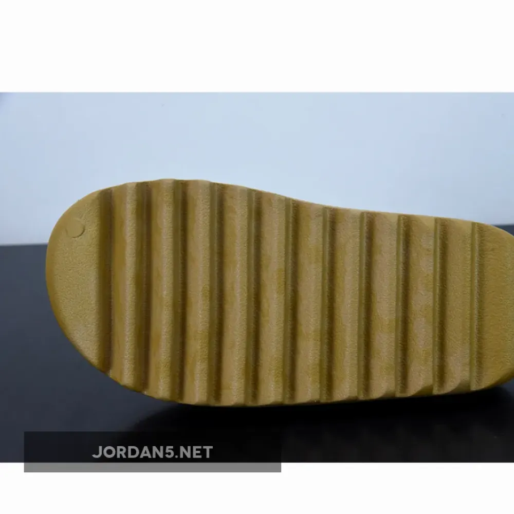 adidas Yeezy Slide “Ochre”  GW1931
