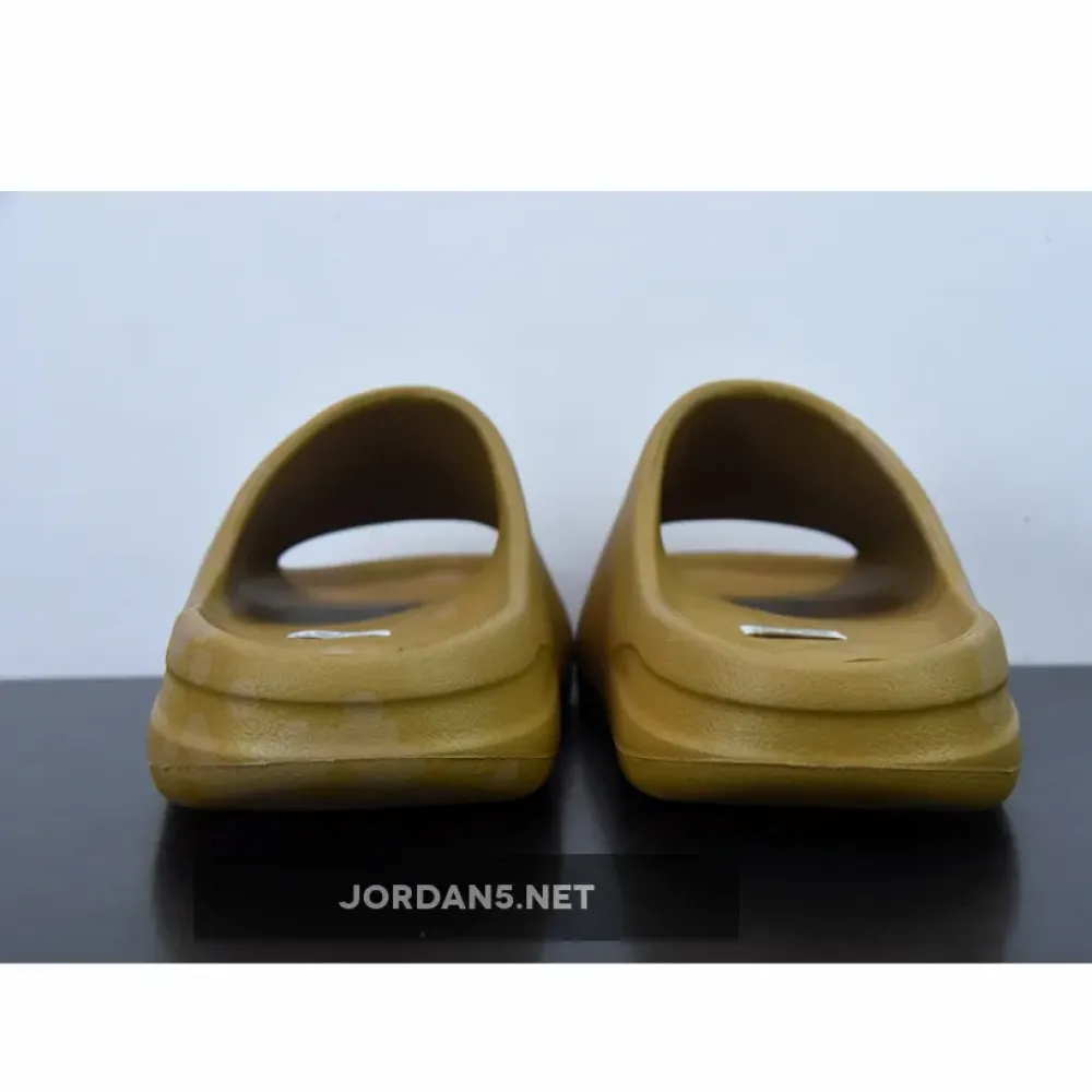 adidas Yeezy Slide “Ochre”  GW1931