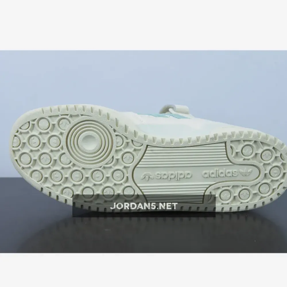 Disney x adidas Forum Low ‘Stitch’  HQ6374