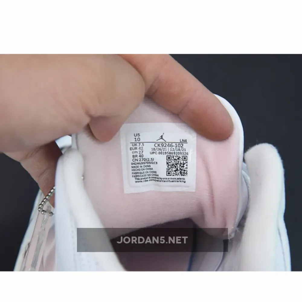Air Jordan 3 “Neapolitan” White/Dark Mocha-Atmosphere-Sail CK9246-102