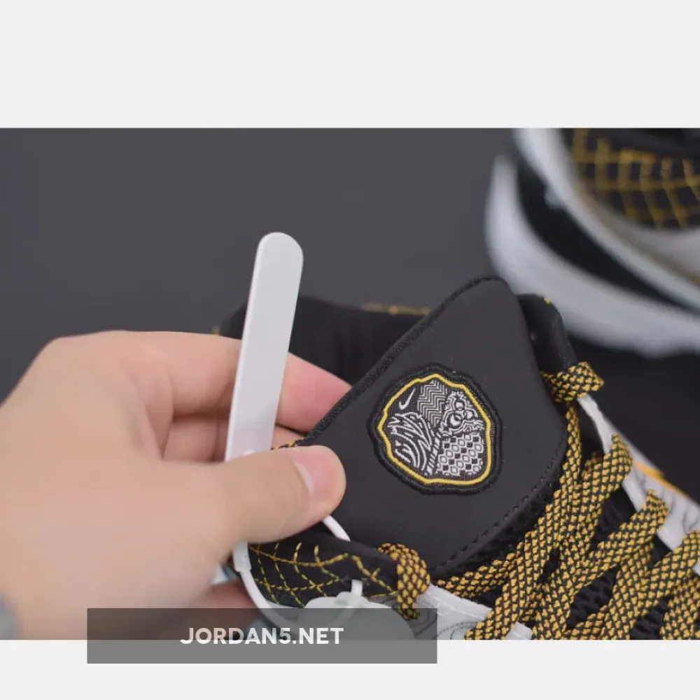 Nike Zoom Kobe 4 Proto “Del Sol”  AV6339-101