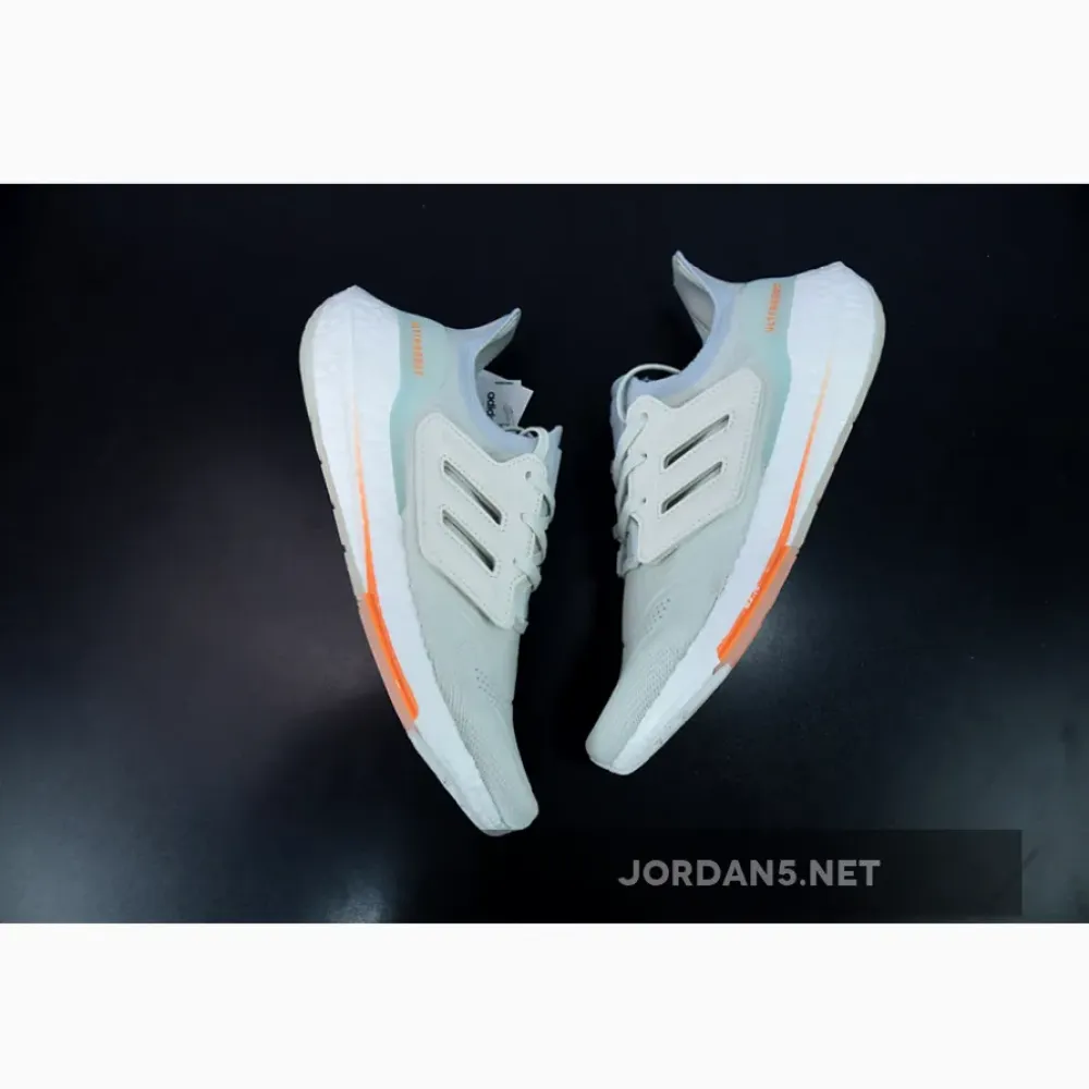 adidas Ultraboost 22 White Tint/Blue Tint GY6227