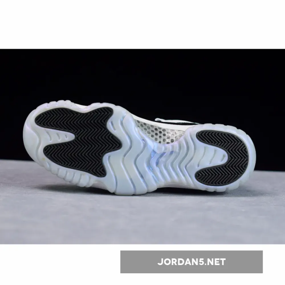 Air Jordan 11 Low “Easter” White/Emerald Rise-Black  528895-145