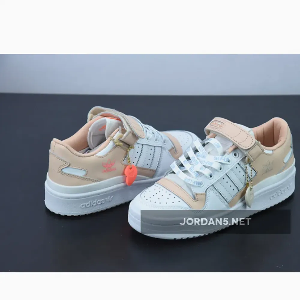 adidas Forum Low 84 Halo Blush/Cloud White/Acid Red GW0569