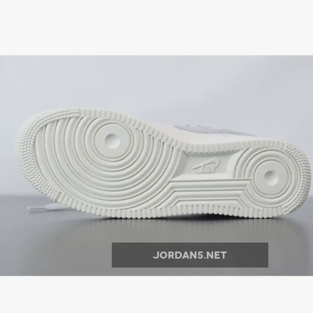 Off-White x Nike Air Force 1 Low “ComplexCon” White/Metallic Silver  AO4297-100