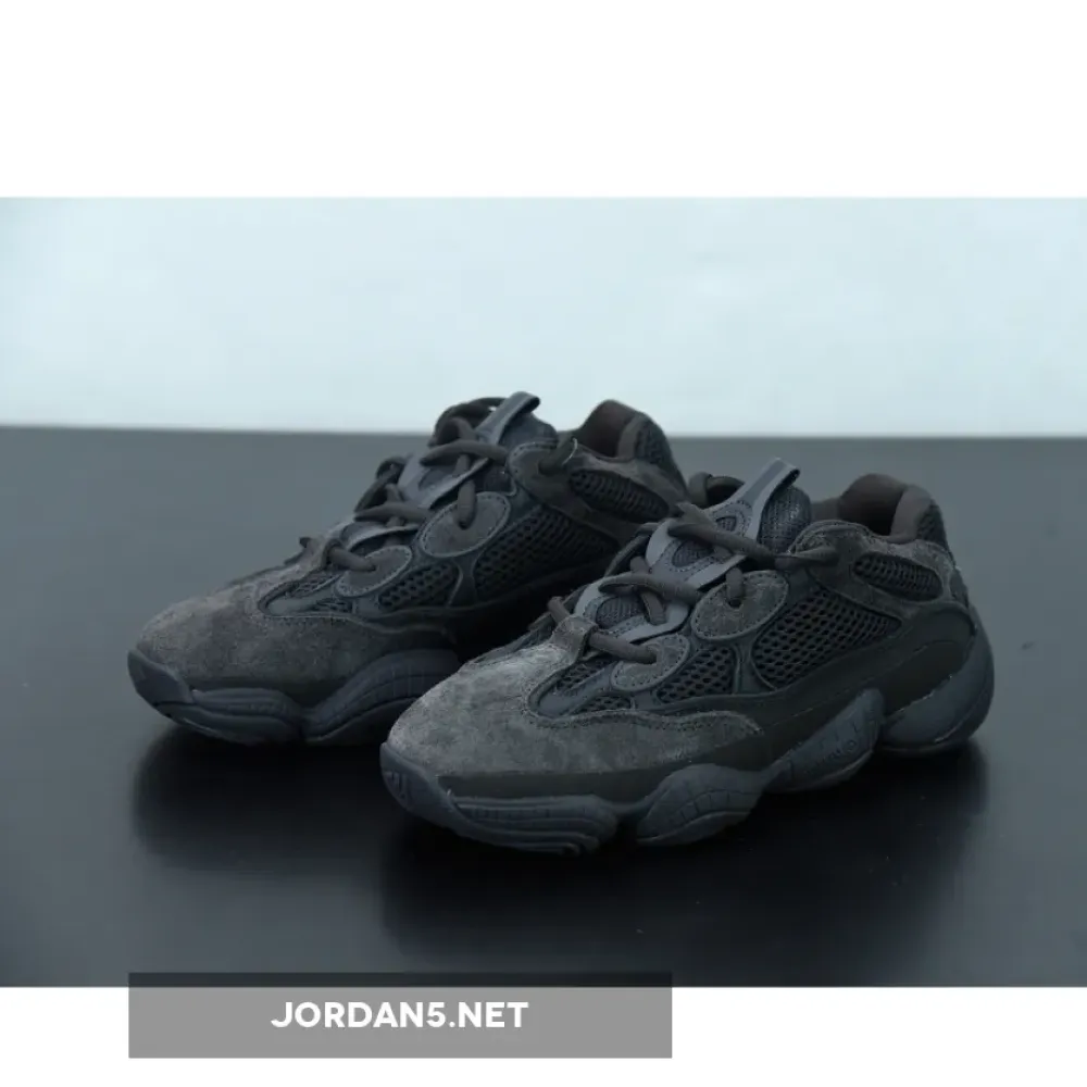 adidas Yeezy 500 “Utility Black”  F36640