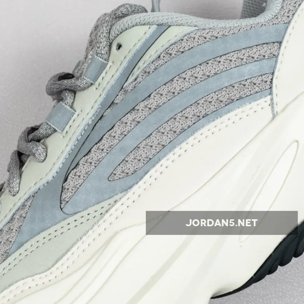 adidas Yeezy 700 V2 “Static”  EF2829