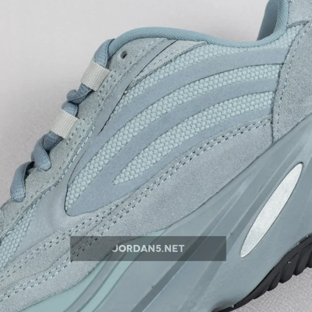 adidas Yeezy Boost 700 V2 “Hospital Blue”  FV8424