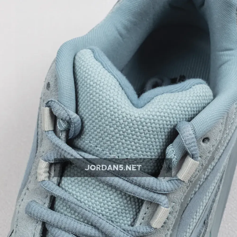 adidas Yeezy Boost 700 V2 “Hospital Blue”  FV8424