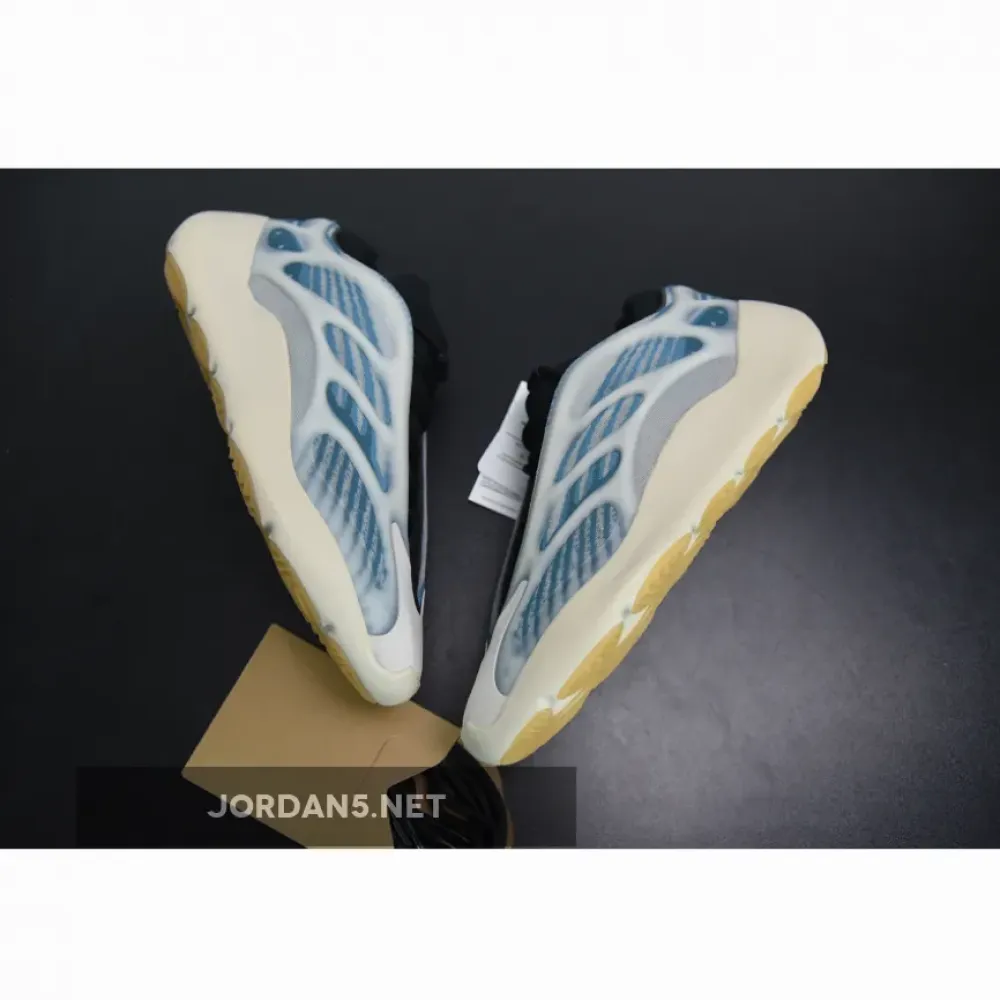 adidas Yeezy 700 V3 “Kyanite”  GY0260