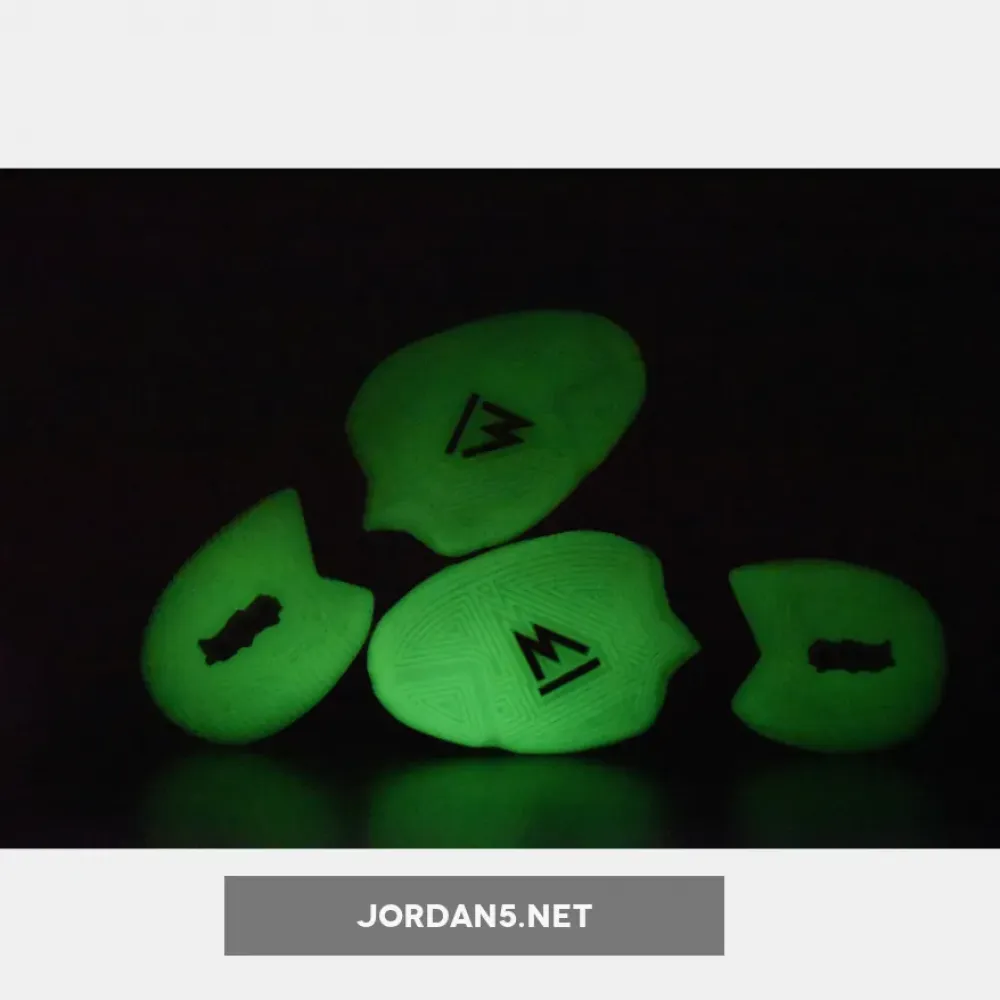 Nike LeBron Ambassador 13 “Yeezy” Black Barely Volt  CQ9329-001