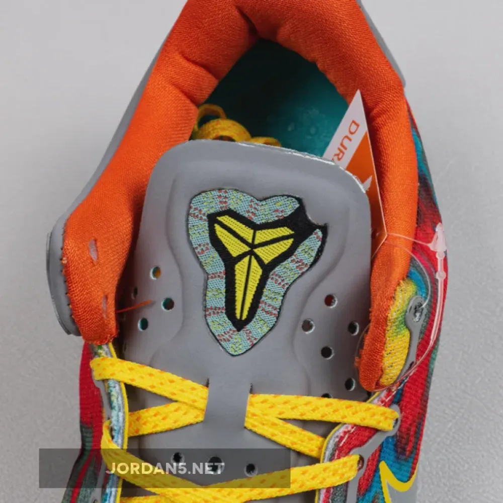 Nike Kobe 8 System ‘Venice Beach’ Grey/Metallic Silver-Tour Yellow  555286-002