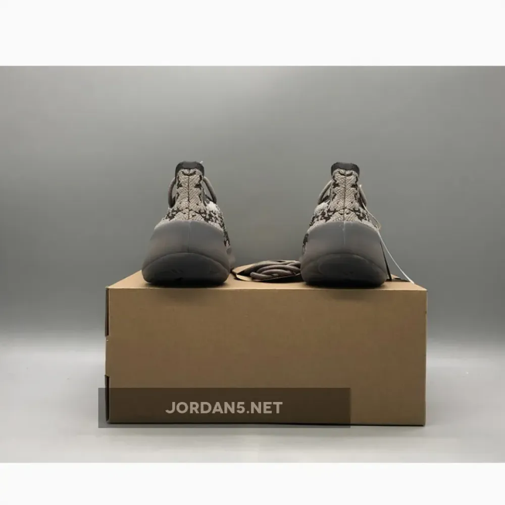 adidas Yeezy Boost 380 “Stone Salt”  GZ0472