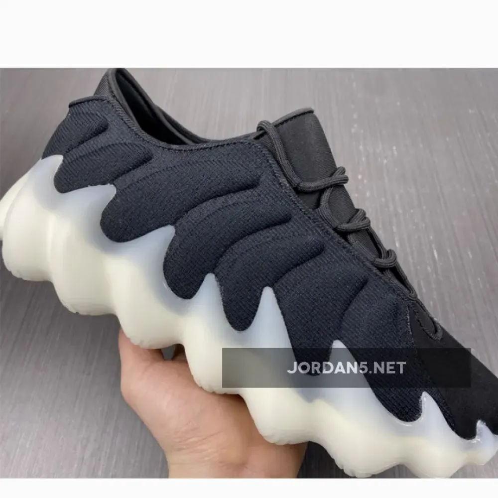 adidas Yeezy 400 Black White