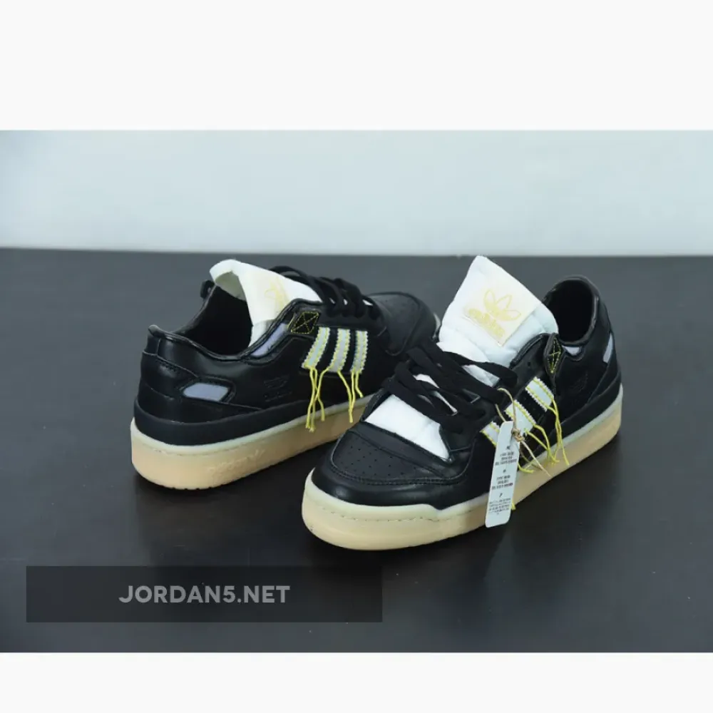 adidas Forum 84 Low Premium Core Black Cream White FZ3773
