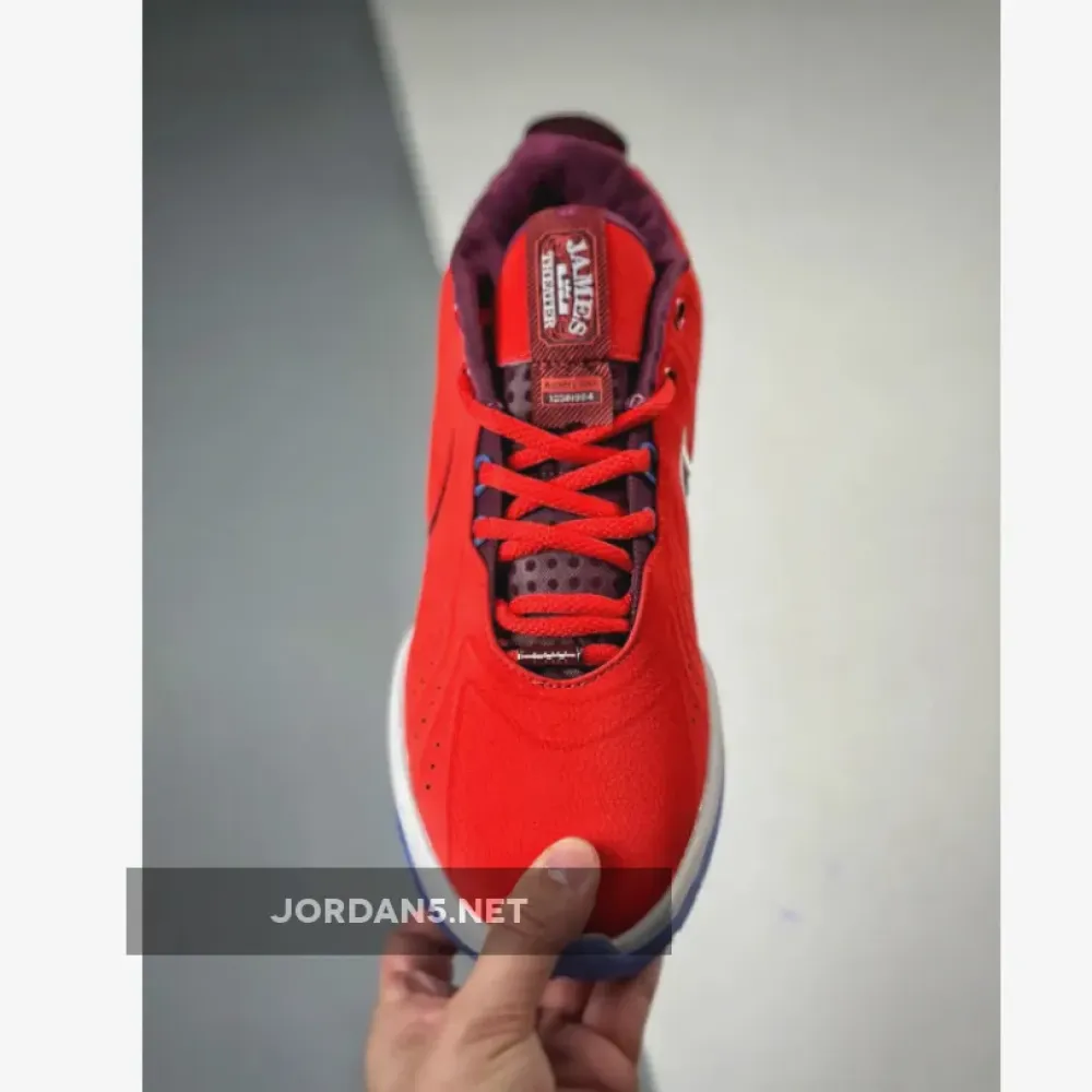 Nike LeBron 21 “Movie Theater” Track Red  FN4305-600