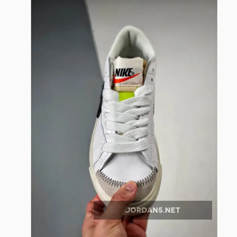 Nike Blazer Low 77 Jumbo White Black   DN2158-101