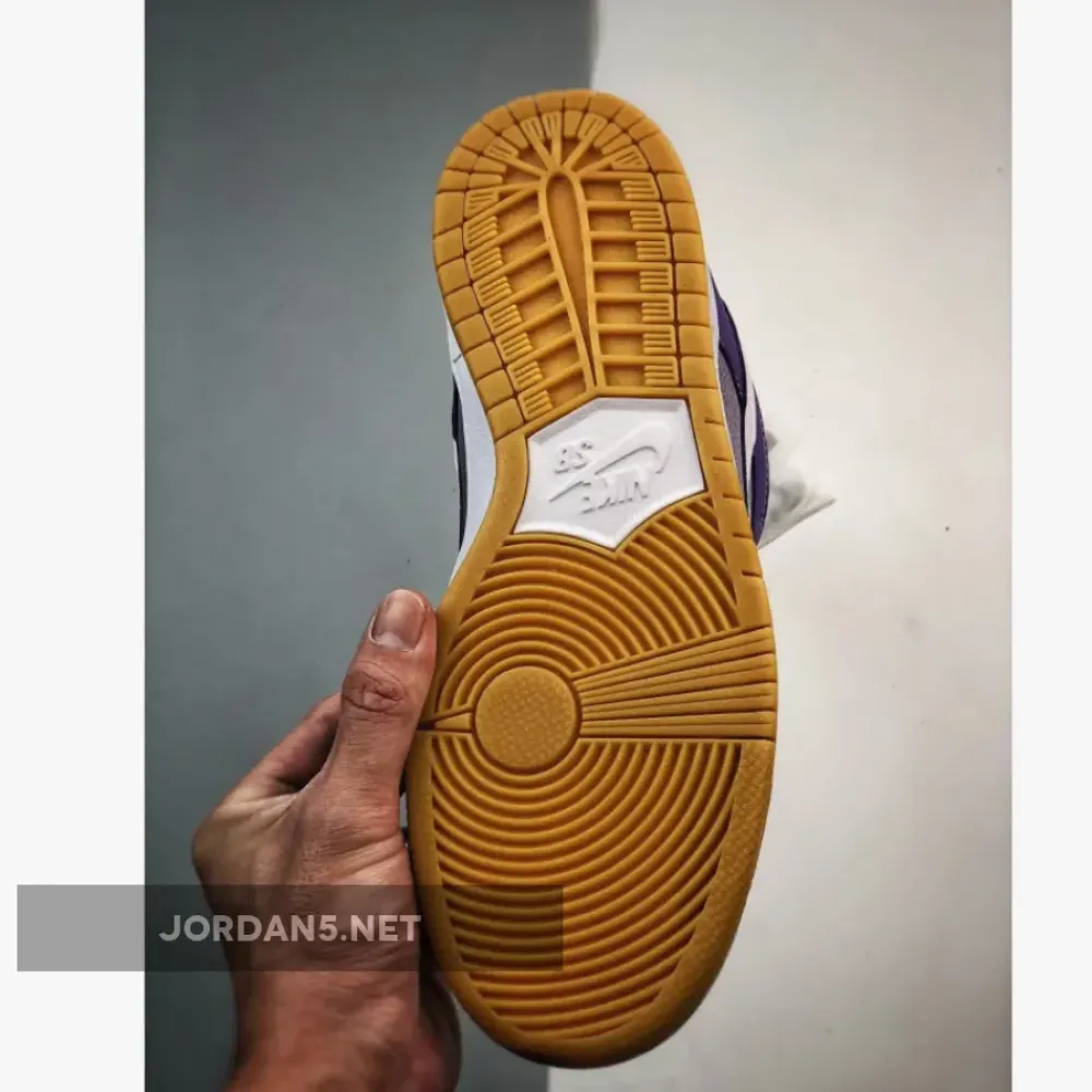 Nike SB Dunk Low “Unbleached Pack” Lilac  DA9658-500